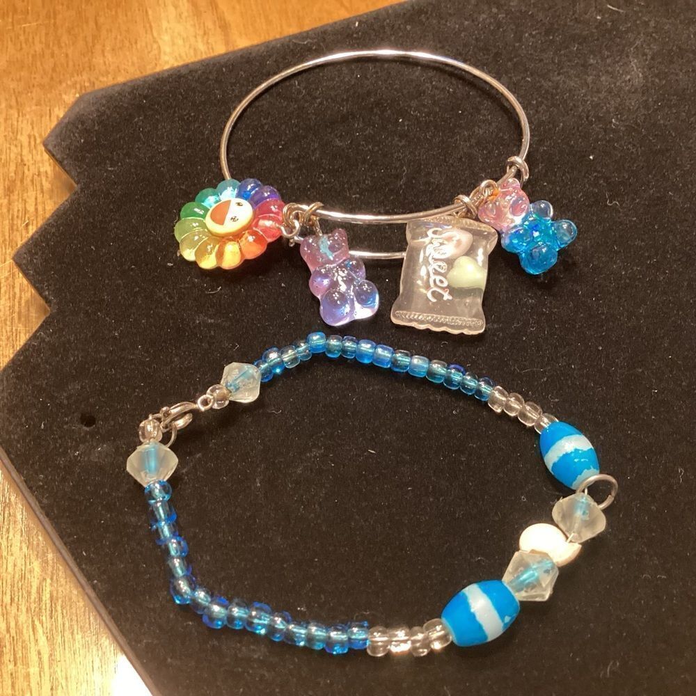 Set of Two Girls Bracelets - Picture 2 of 8